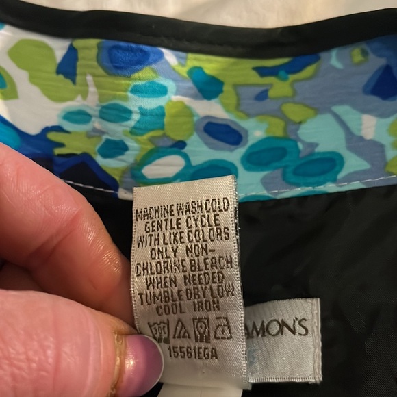 Striking light weight open jacket- petite- like new fully lined and reversible - Picture 8 of 11